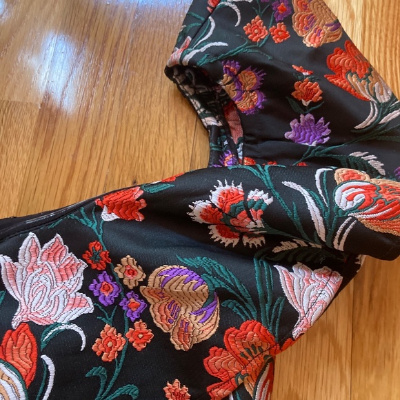 ASOS Black Floral Brocade Romper Sz 6 - Picture 3 of 5